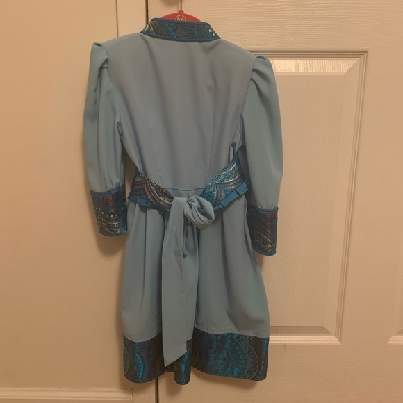 Dress - Picture 2 of 6